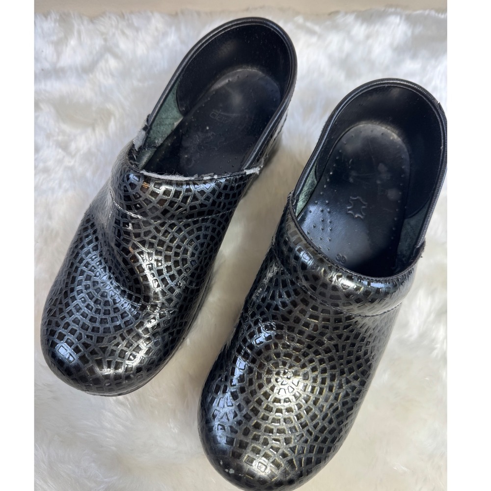 Dansko Professional Black Mosaic Patent Leather Clogs EU 39/US 8.5 Nursing Shoes